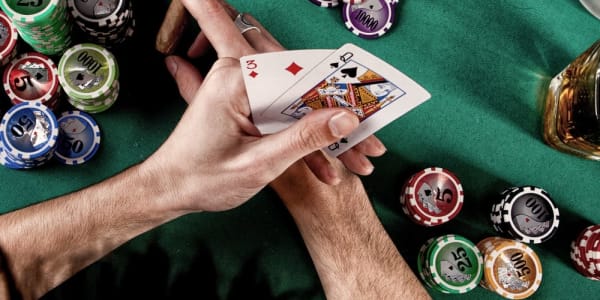 3 autres différences clés entre les joueurs de blackjack et de poker